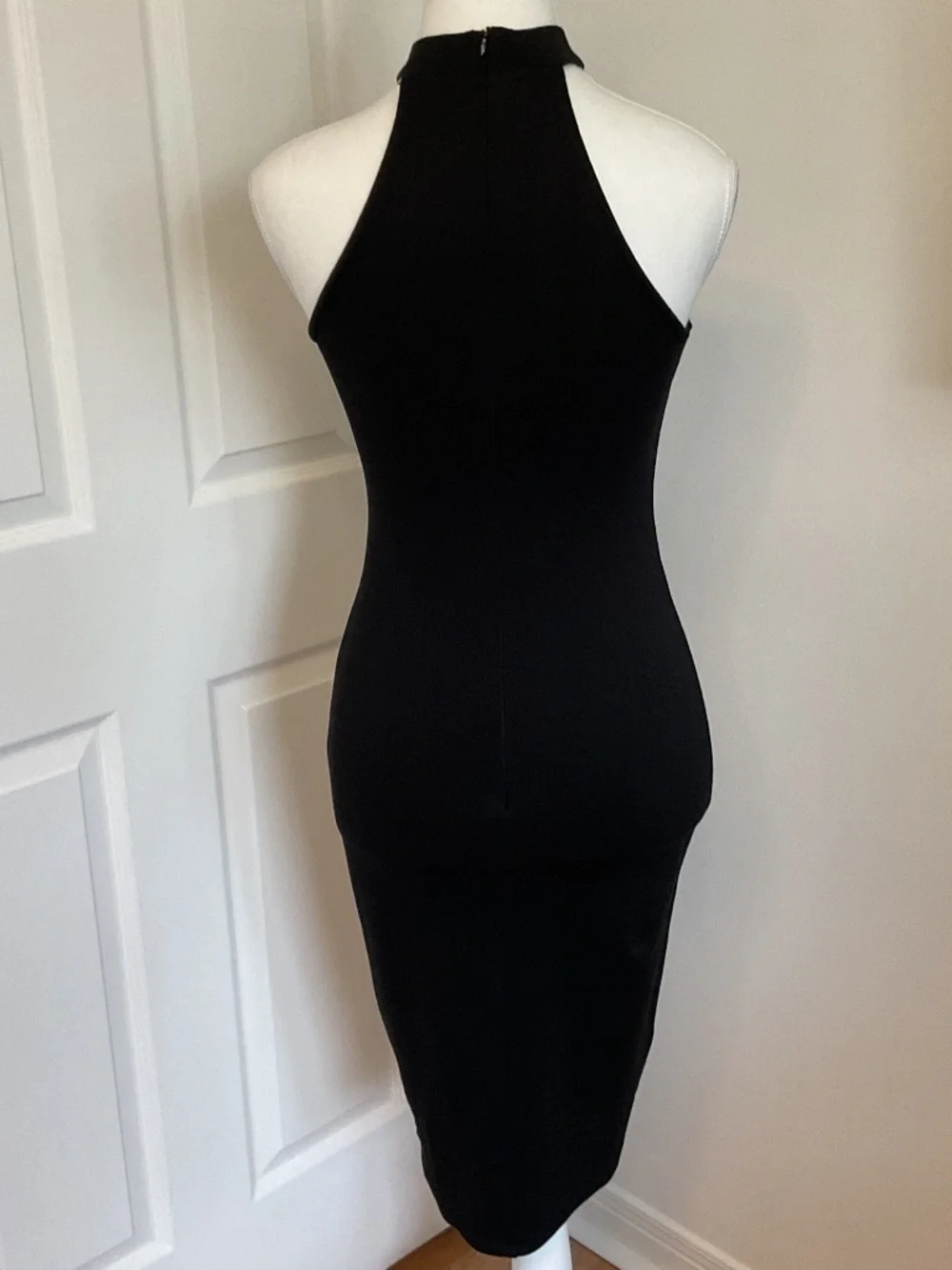 🤩 Rolla Coster Dress Black Halter Cocktail - size S - Picture 3 of 5
